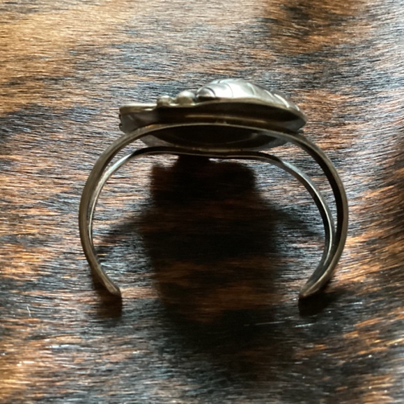 Vintage Native American Sterling Silver Old Pawn Turquoise Cuff - Picture 12 of 16